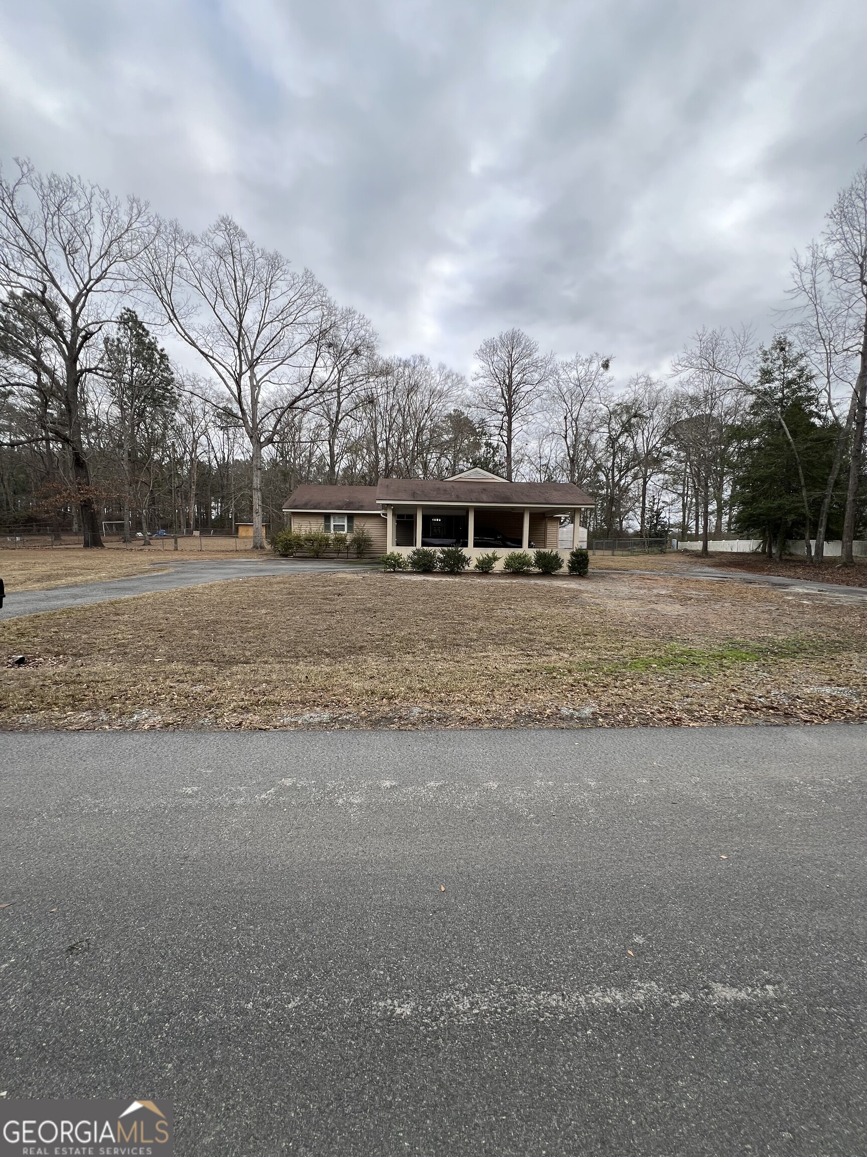 701 Barfoot Extension Dublin GA 31021