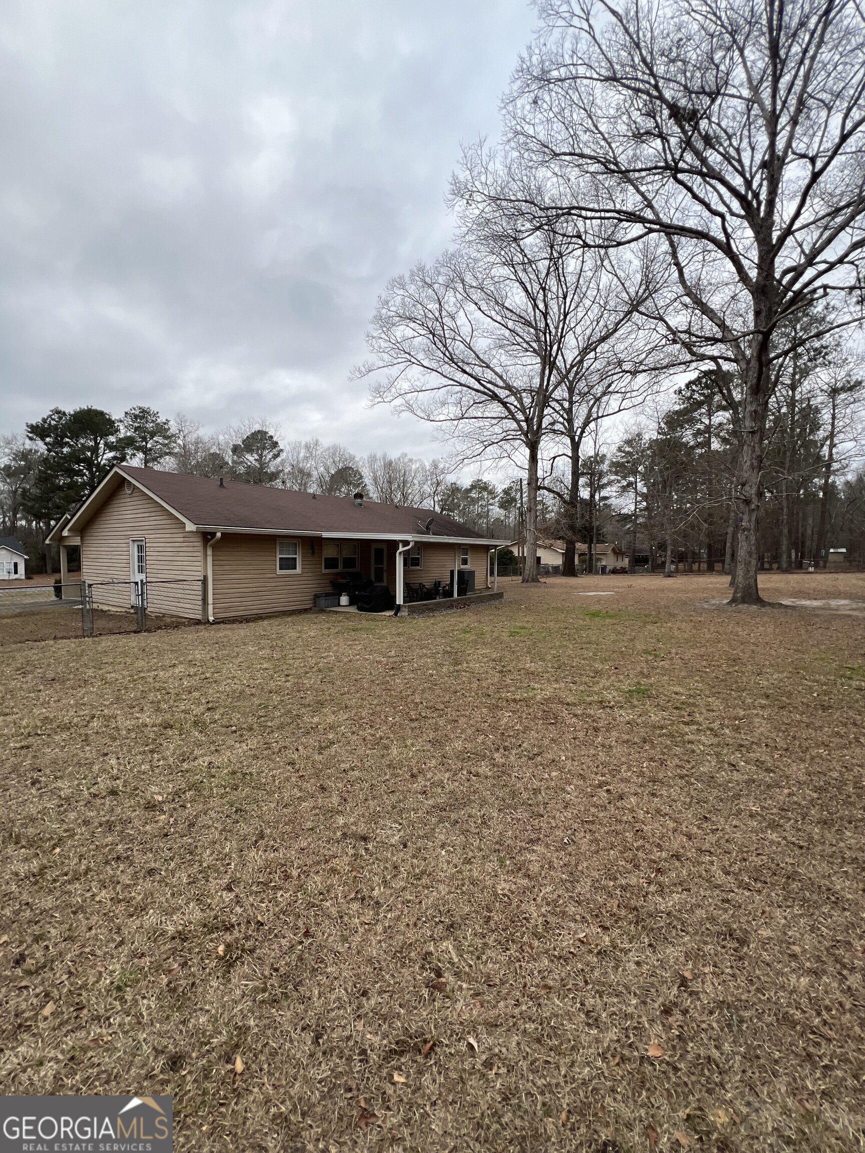 701 Barfoot Extension Dublin GA 31021