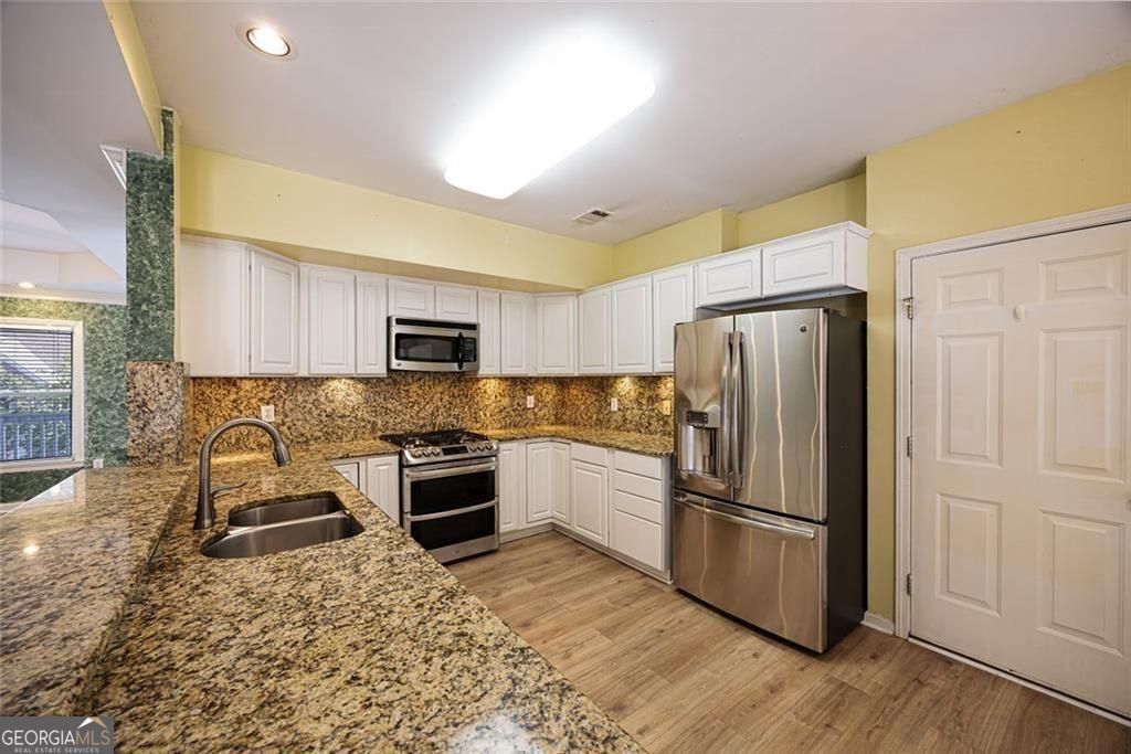 431 Thornbush Trace Lawrenceville GA 30046