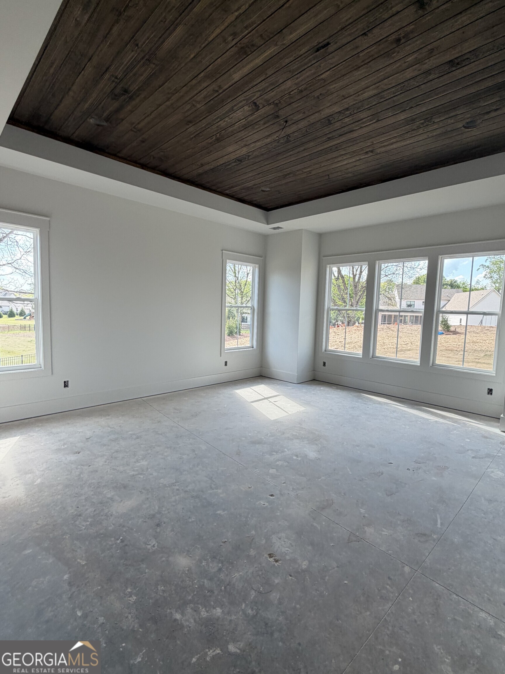 1101 Sunset Bluff Greensboro GA 30642