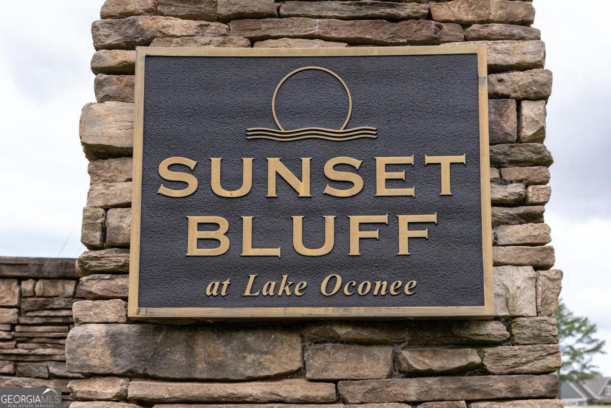 1101 Sunset Bluff Greensboro GA 30642