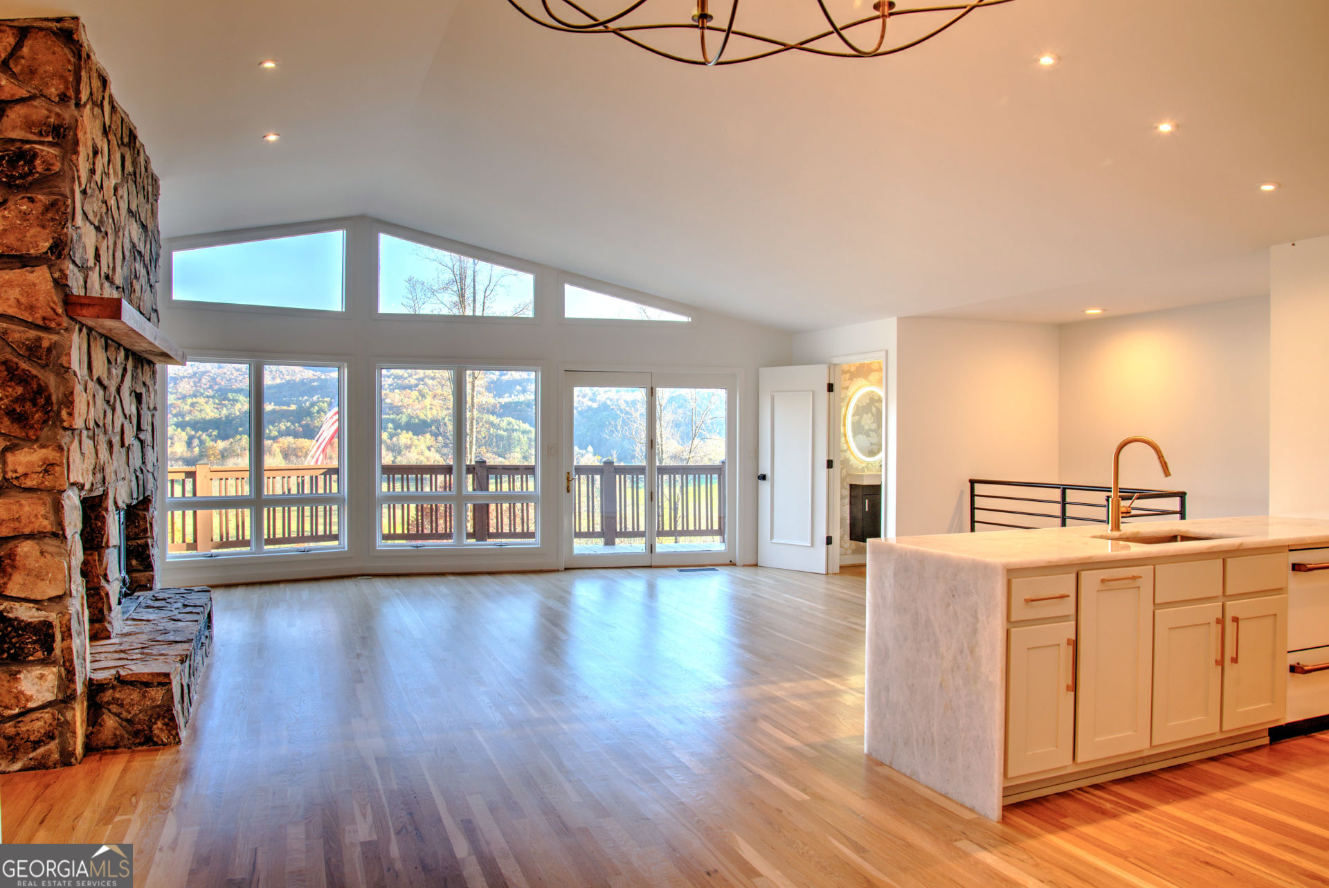 5019 Wolffork Road Rabun Gap GA 30568