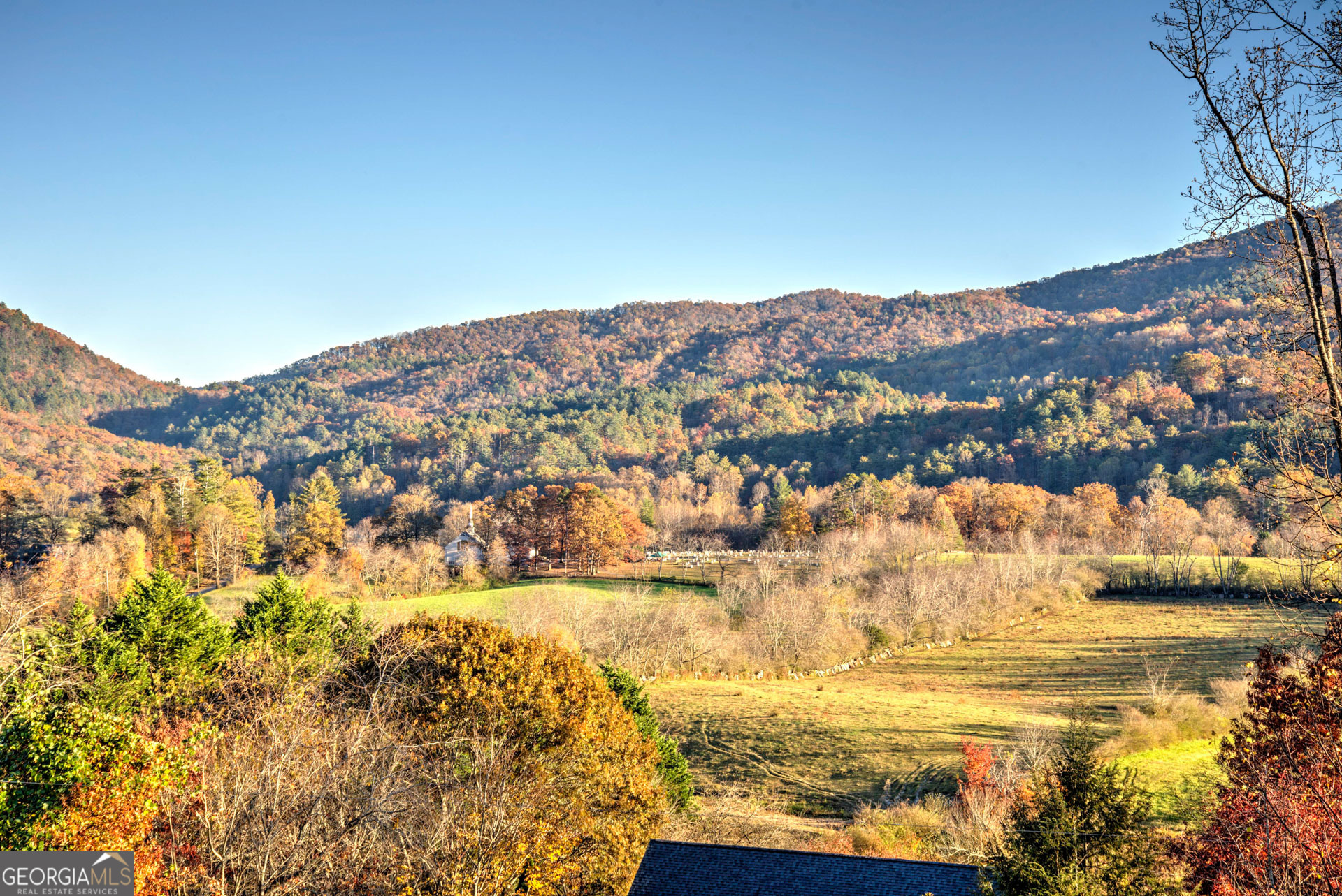 5019 Wolffork Road Rabun Gap GA 30568