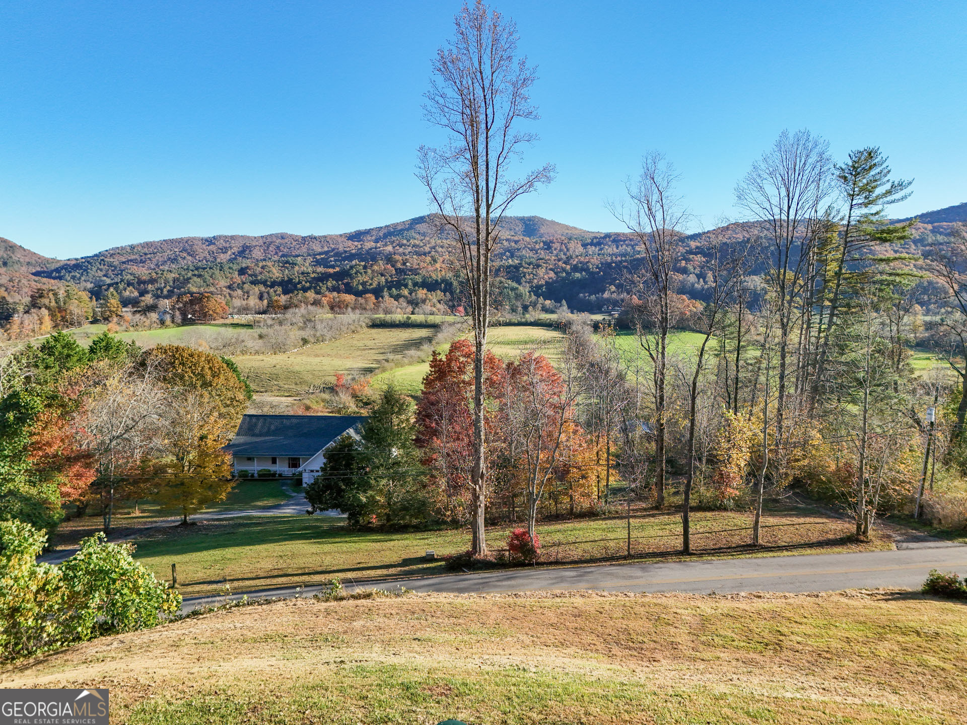 5019 Wolffork Road Rabun Gap GA 30568