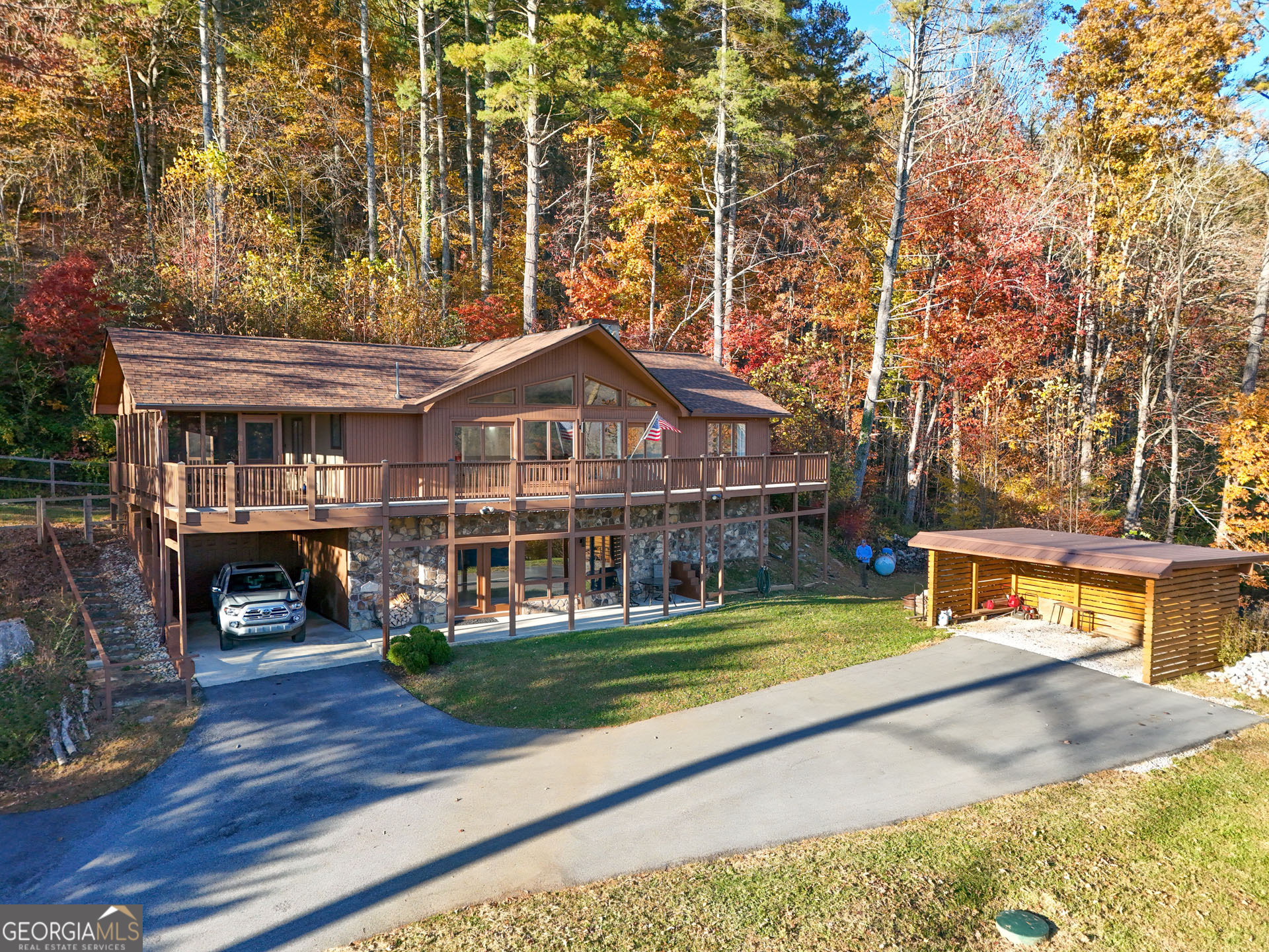 5019 Wolffork Road Rabun Gap GA 30568