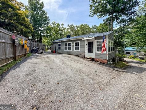 1168 Mountain Shadows Drive Cleveland GA 30528