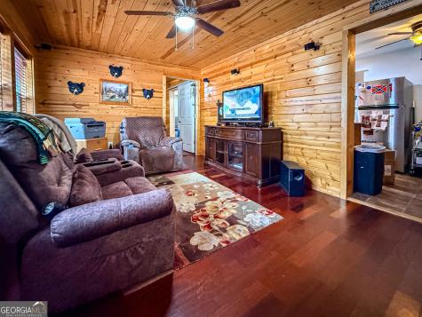 1168 Mountain Shadows Drive Cleveland GA 30528