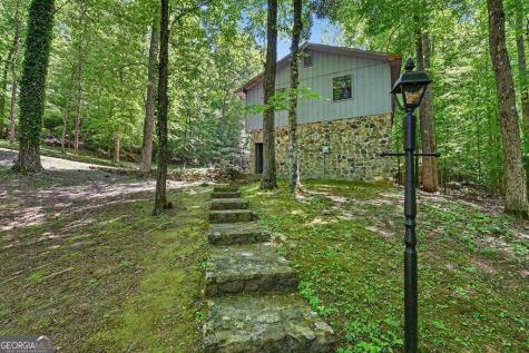 1127 Burch Branch Road Hiawassee GA 30546