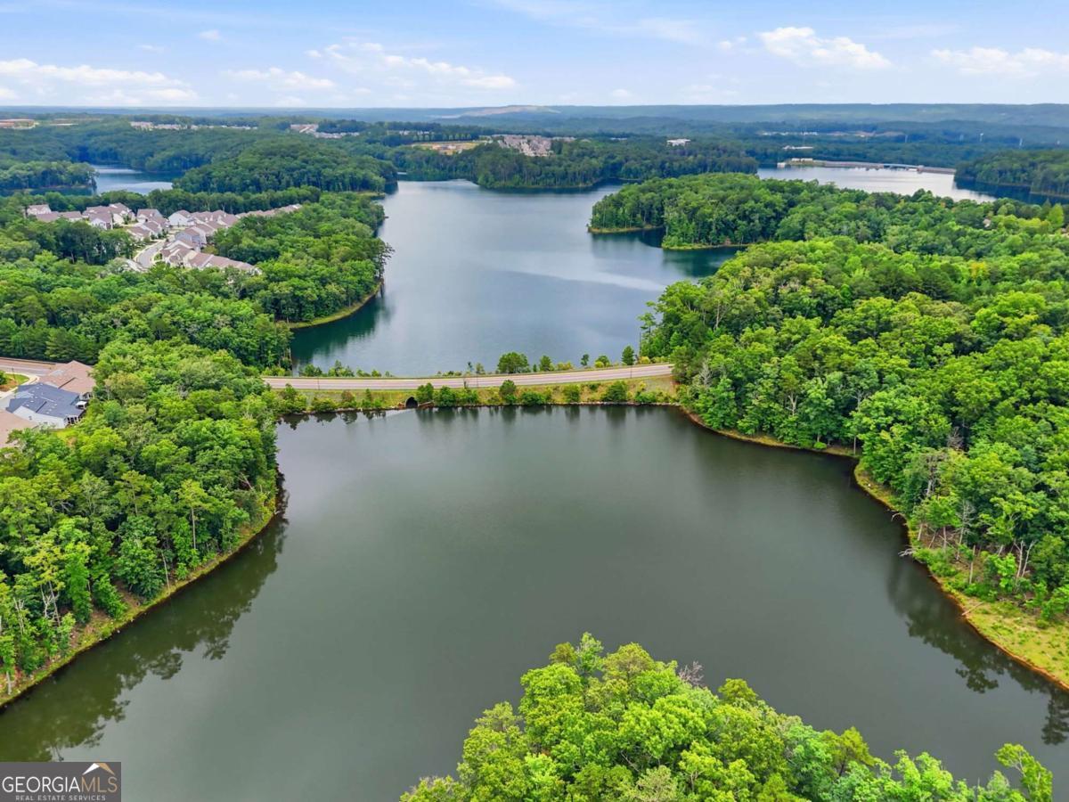 217 Lakeside Place Canton GA 30114