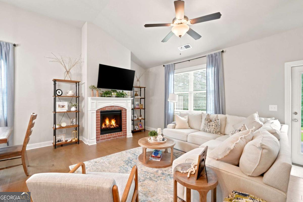 217 Lakeside Place Canton GA 30114