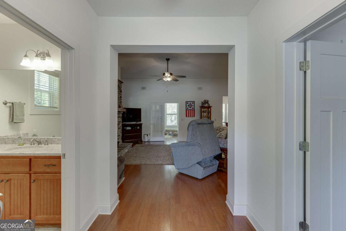 7660 Fern Lane Lula GA 30554