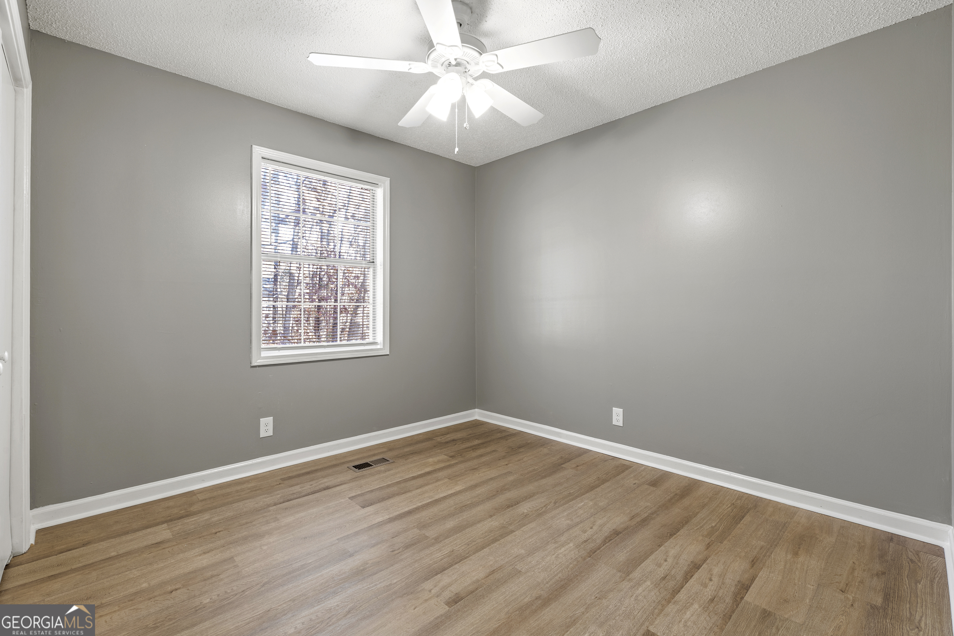 2102 Sandtree Court SW Atlanta GA 30331