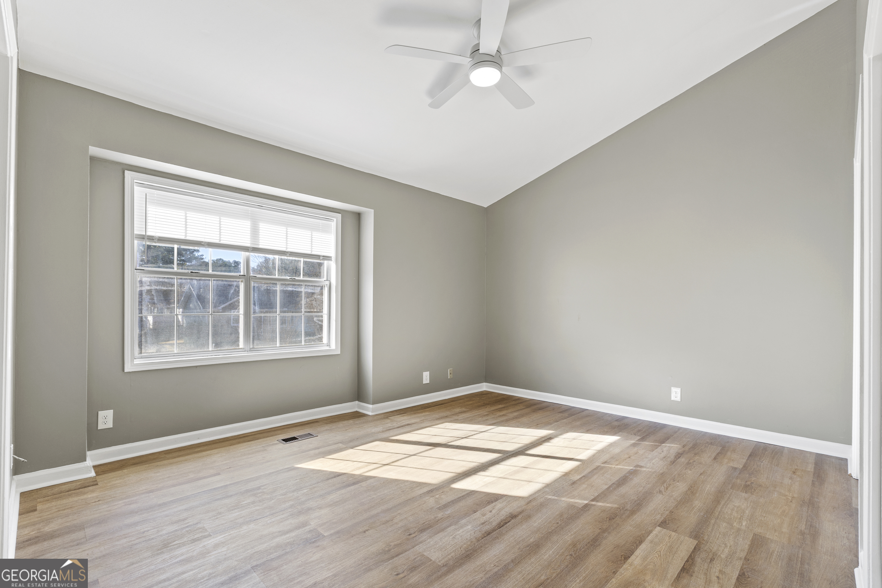 2102 Sandtree Court SW Atlanta GA 30331