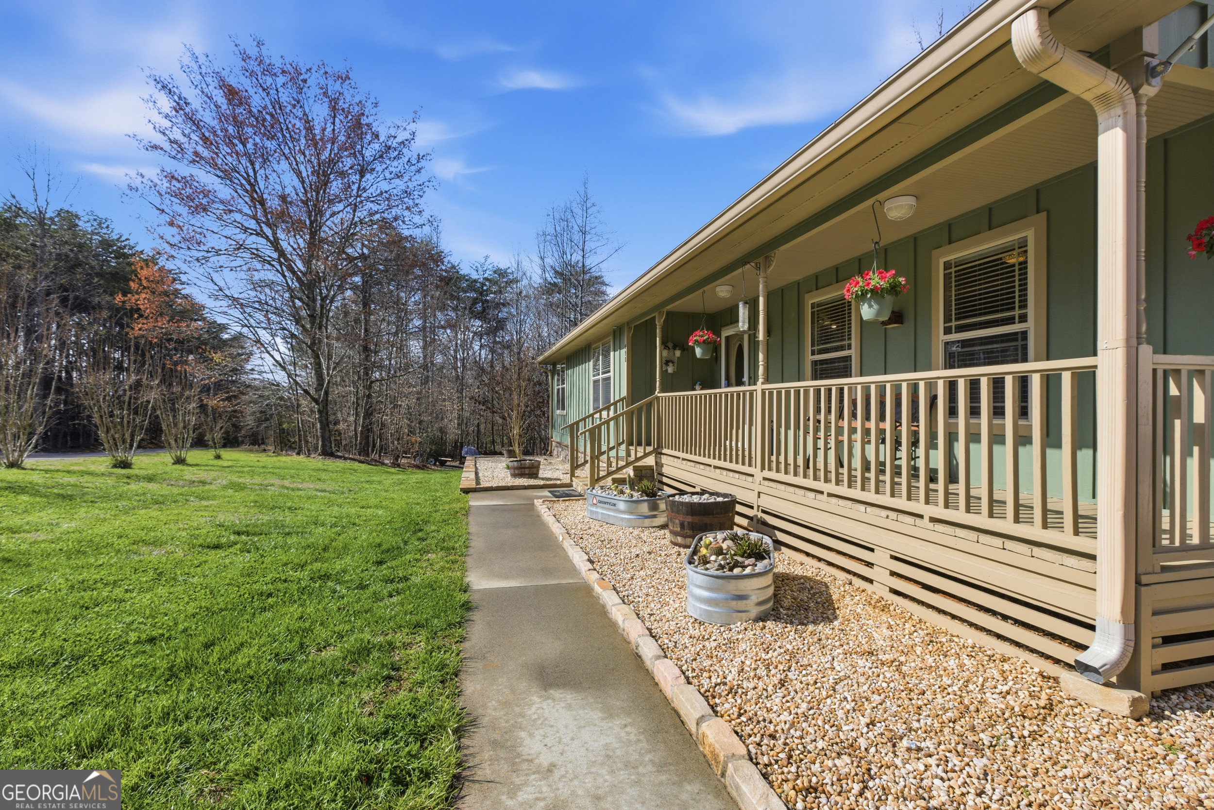 498 Deer Track Road Cornelia GA 30531