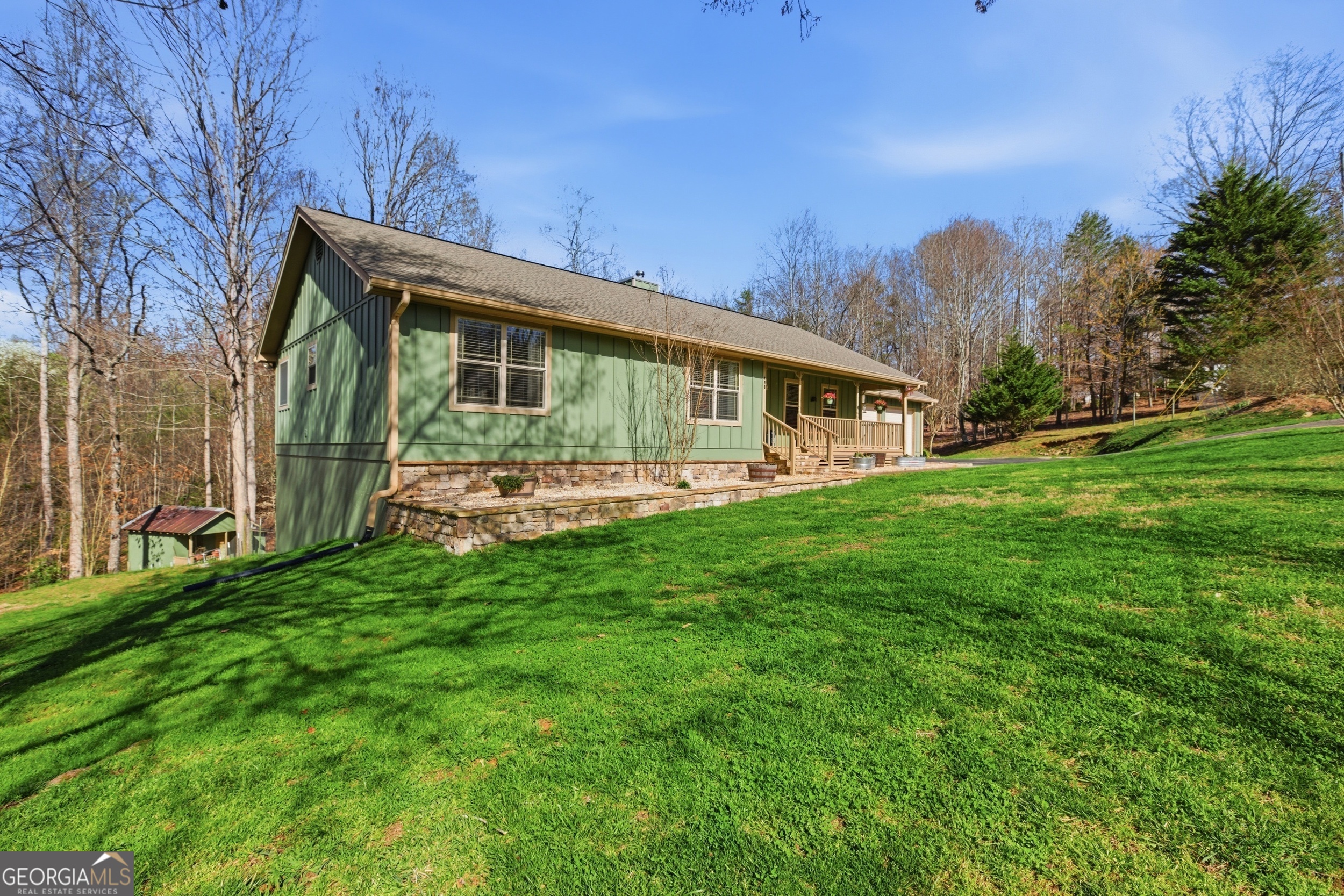 498 Deer Track Road Cornelia GA 30531