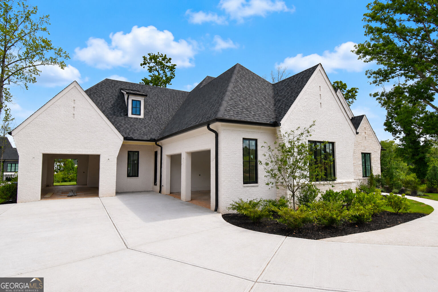 5071 Kings Close Alpharetta GA 30004