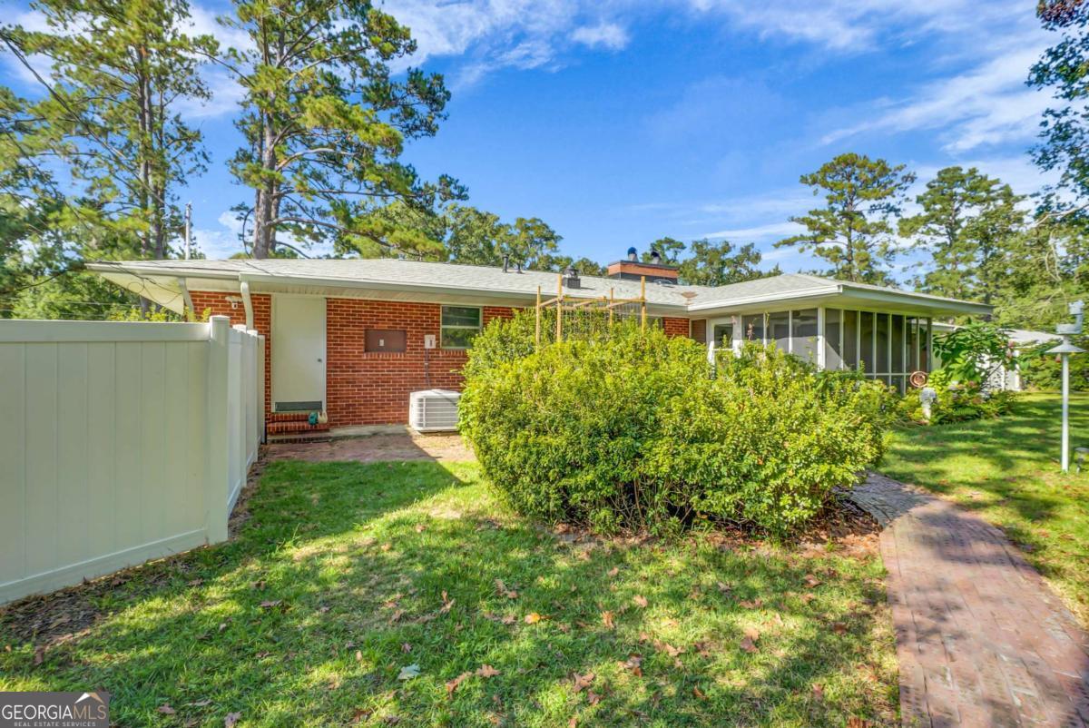 97 Azalea Avenue Garden City GA 31408