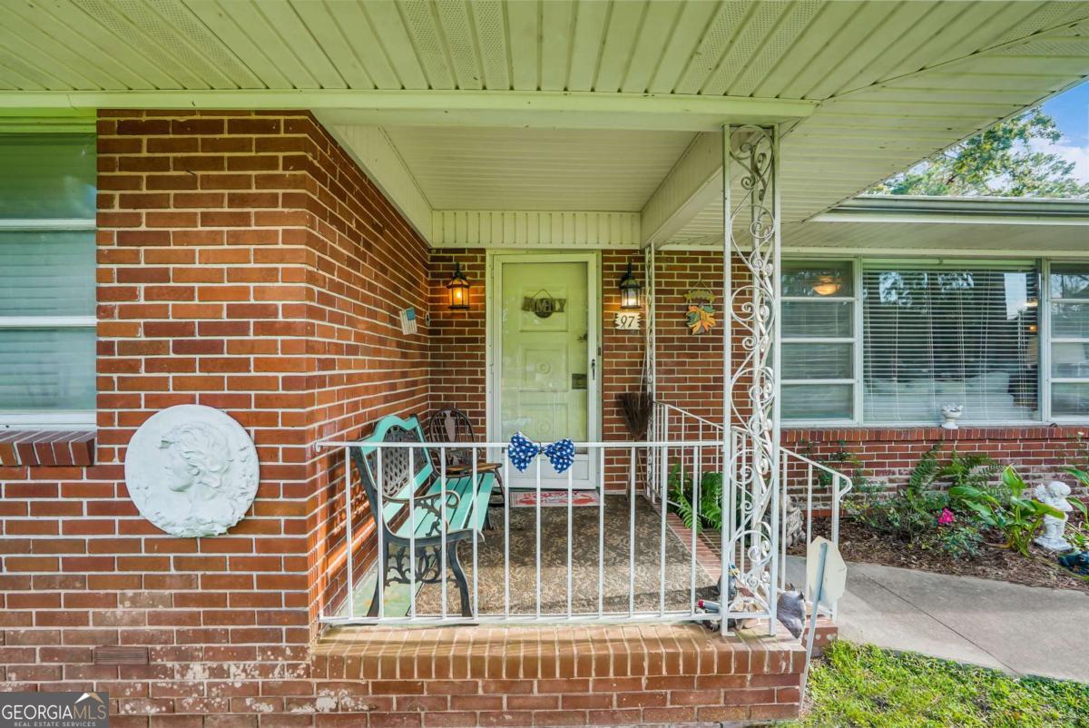 97 Azalea Avenue Garden City GA 31408