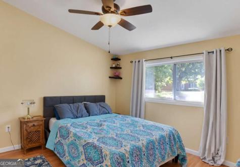 516 Hillcrest Drive Mccaysville GA 30555