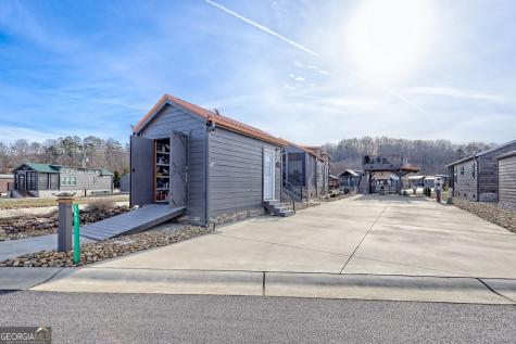 341 Mountain Creek Road Blairsville GA 30512
