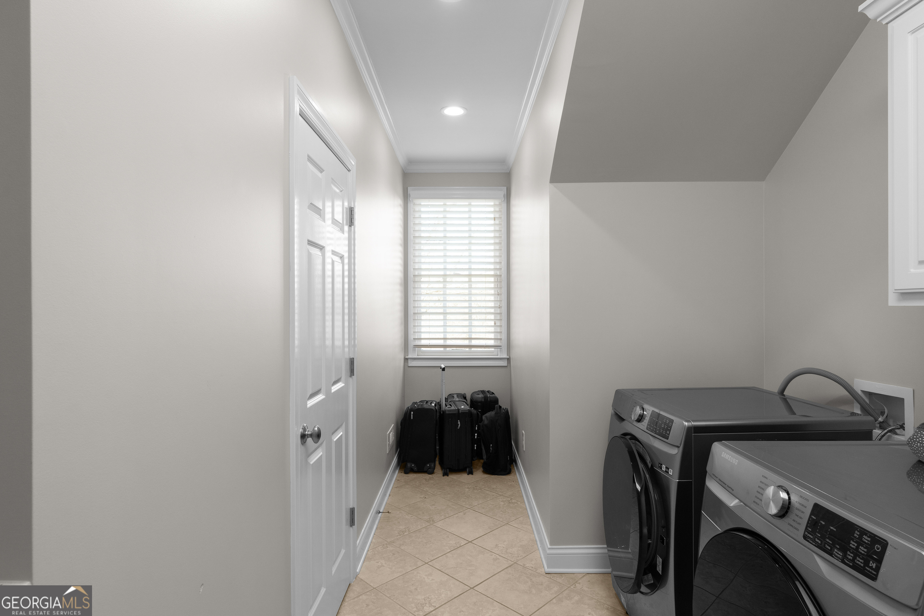 980 Fenimore Circle Sandy Springs GA 30350