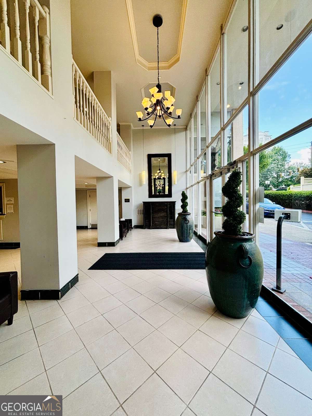 2479 Peachtree Road NE Atlanta GA 30305