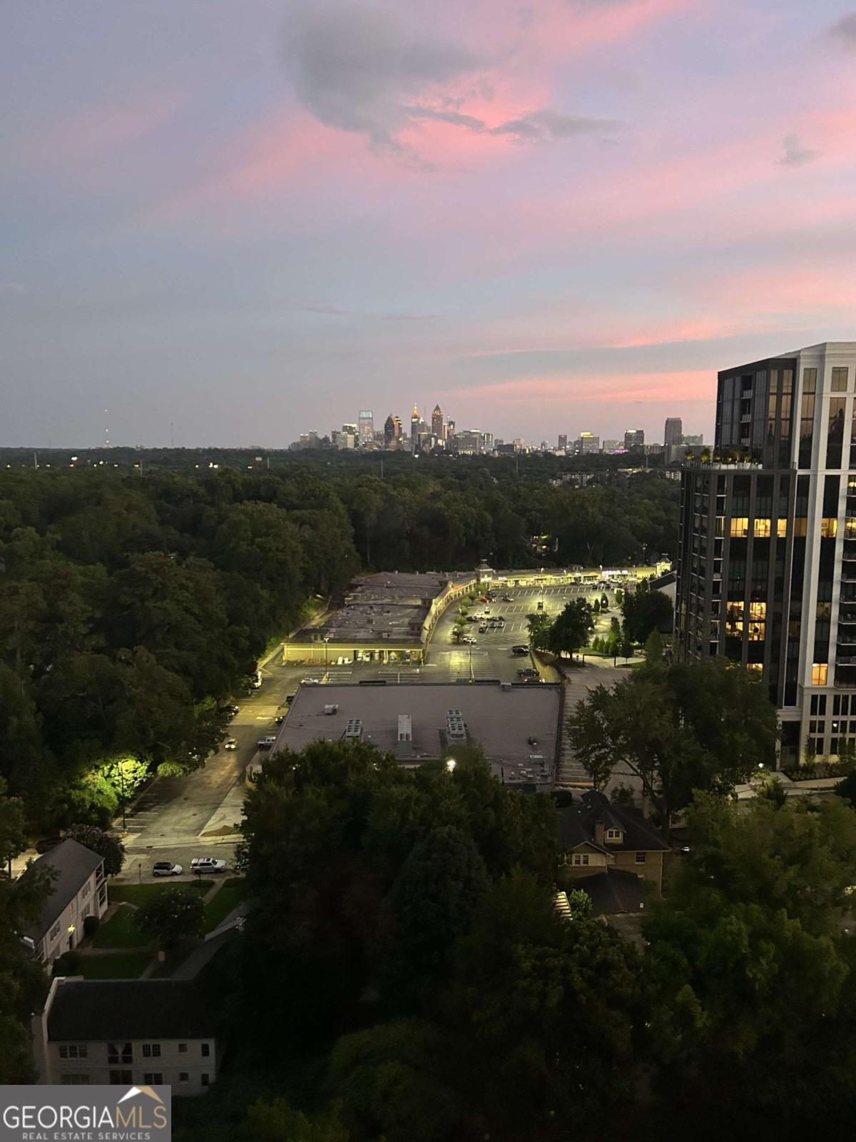 2479 Peachtree Road NE Atlanta GA 30305