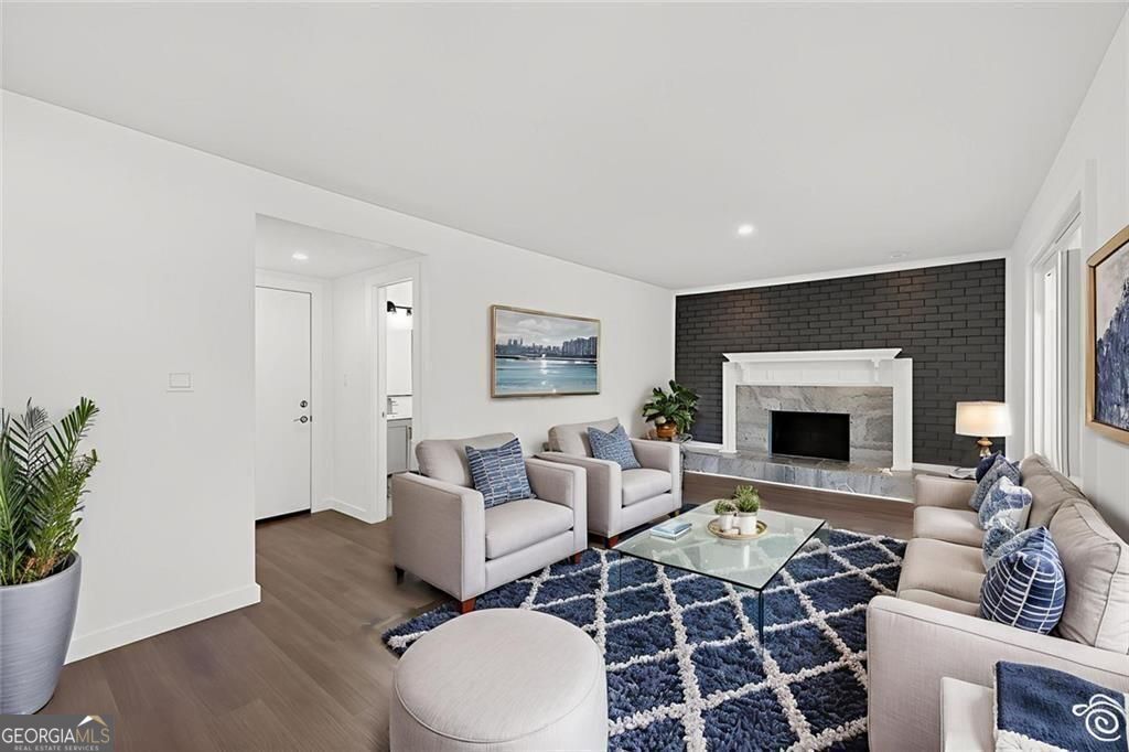 3940 Pinehurst Valley Drive Decatur GA 30034