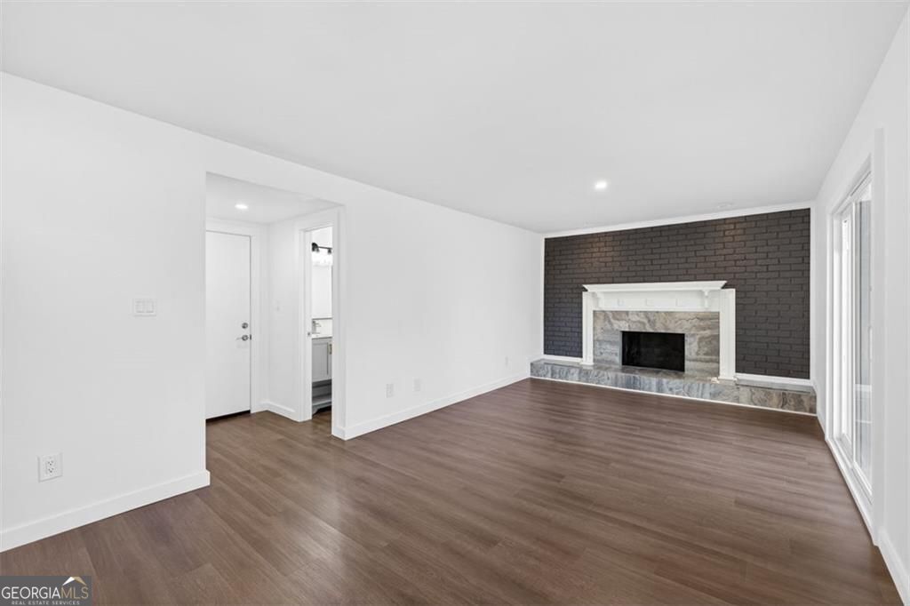 3940 Pinehurst Valley Drive Decatur GA 30034