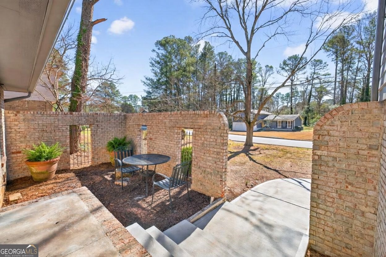 3940 Pinehurst Valley Drive Decatur GA 30034
