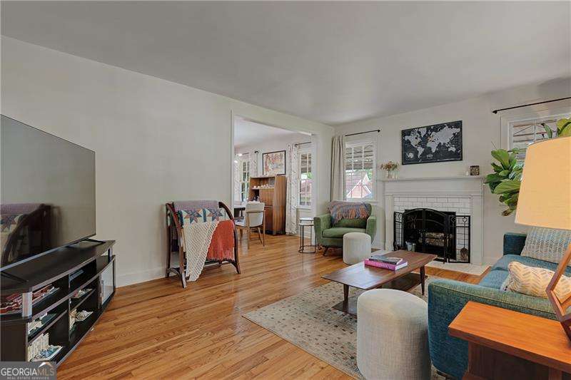 498 Glendalough Place SW Atlanta GA 30310