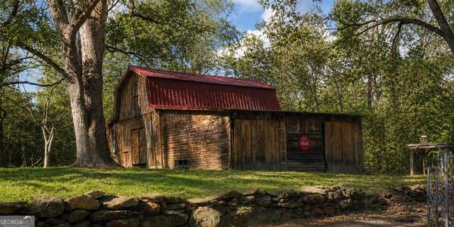 2425 Spratlin Mill Road Hull GA 30646