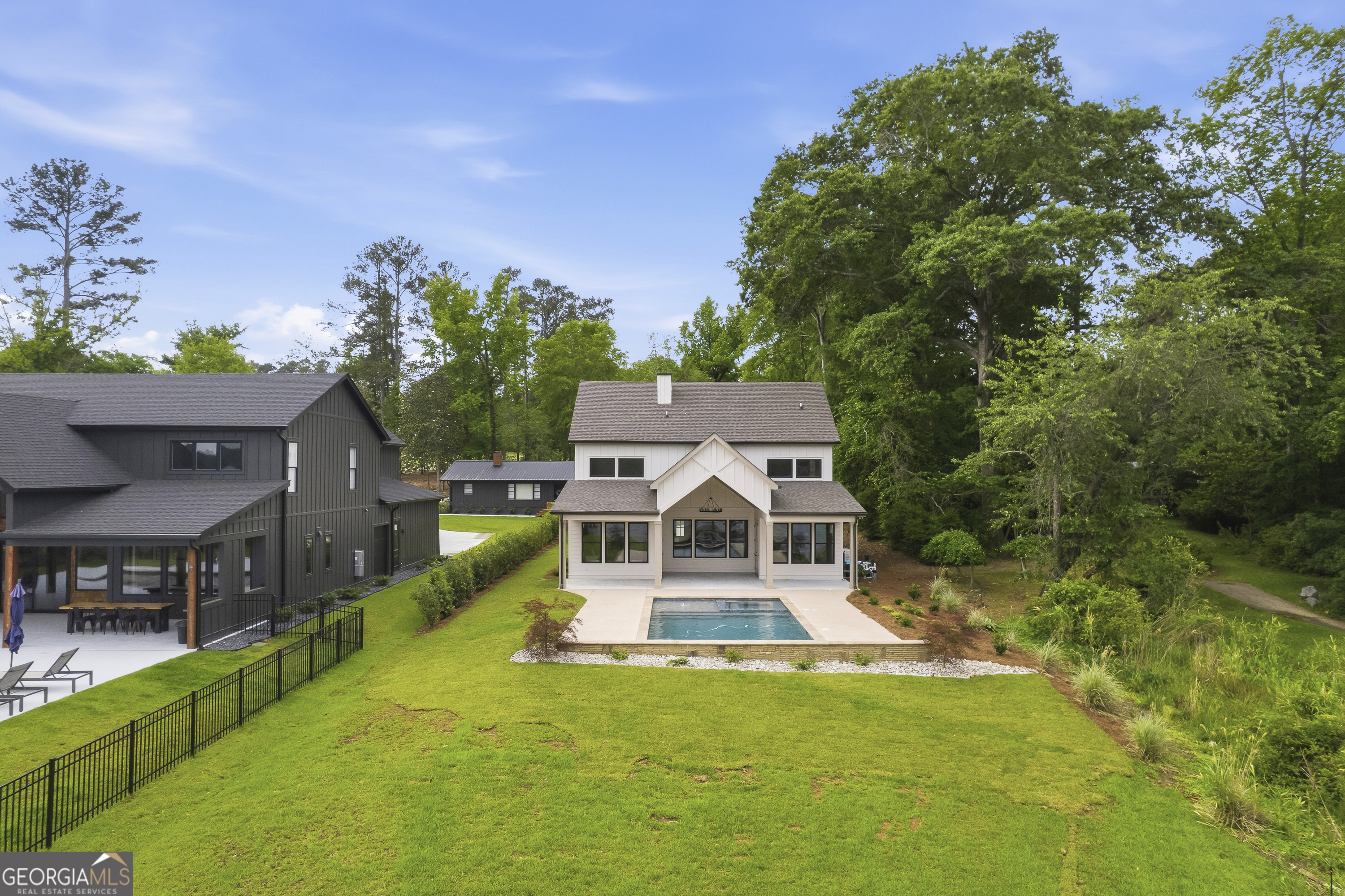 191 E Lakeview Drive NE Milledgeville GA 31061