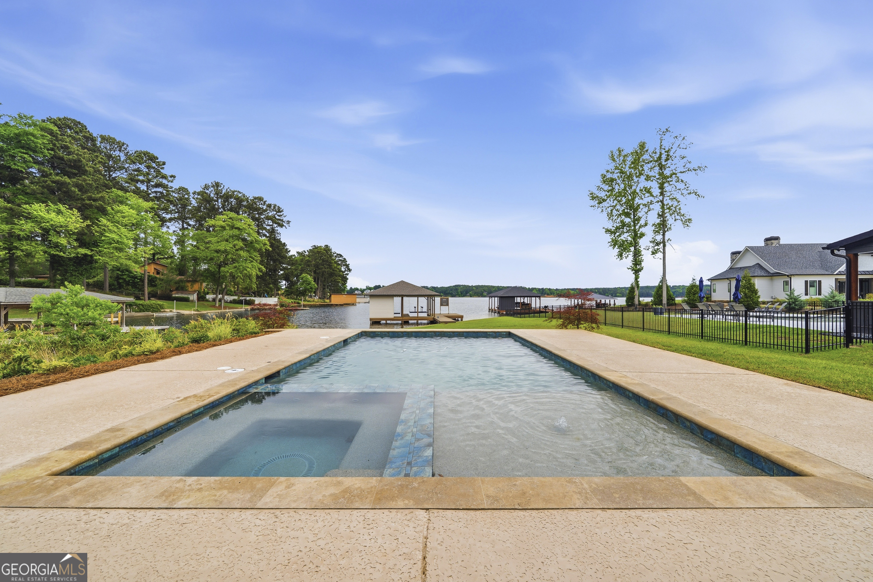 191 E Lakeview Drive NE Milledgeville GA 31061
