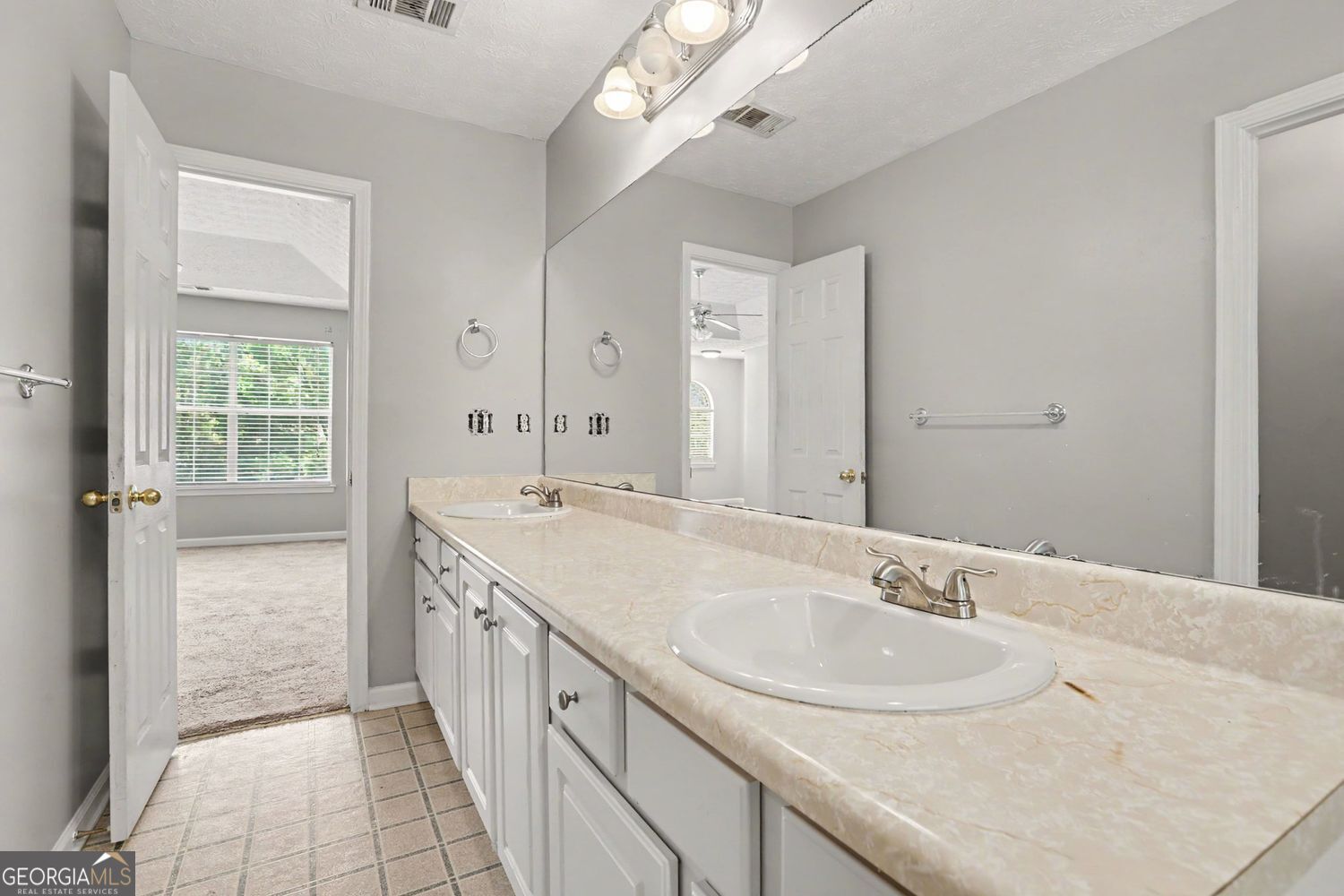4394 Cross Lane Decatur GA 30035