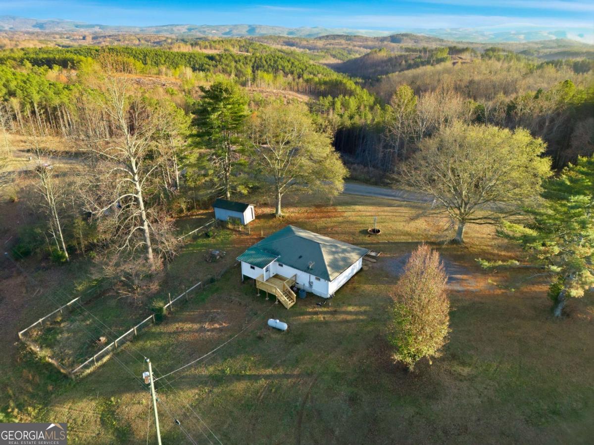 572 Young Loop Fairmount GA 30139