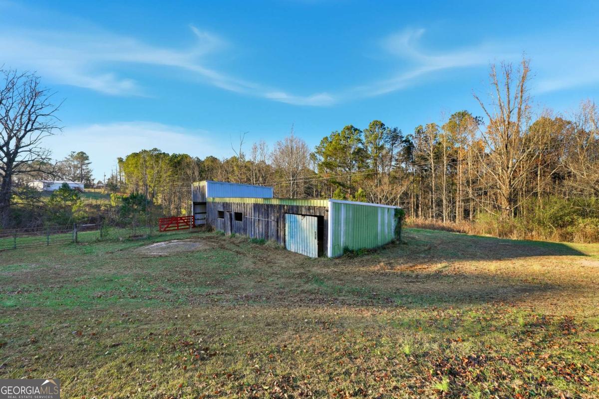 572 Young Loop Fairmount GA 30139