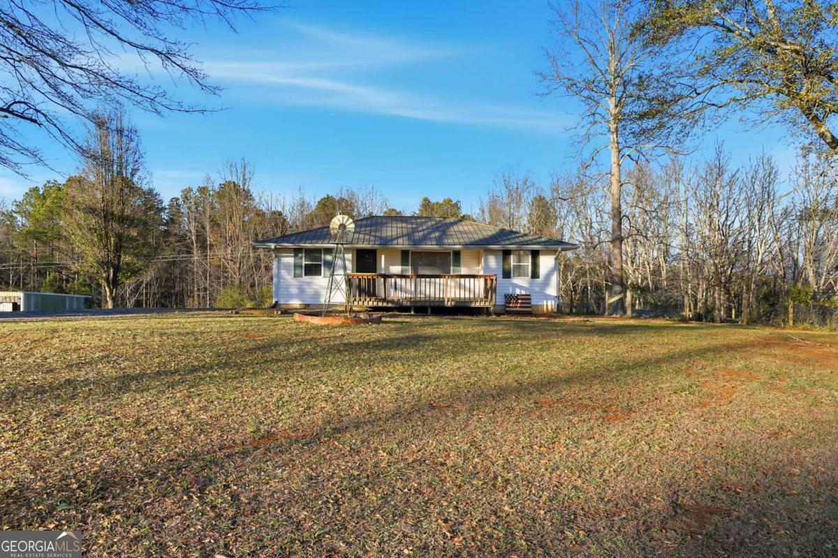 572 Young Loop Fairmount GA 30139
