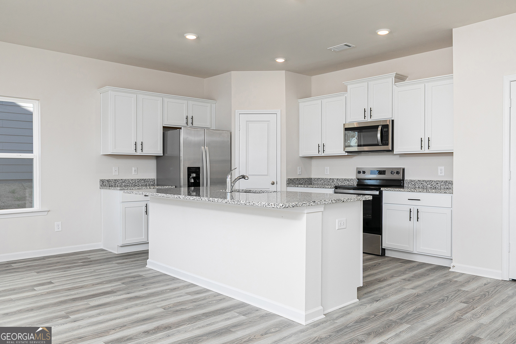 634 Mackenzie Cove Villa Rica GA 30180