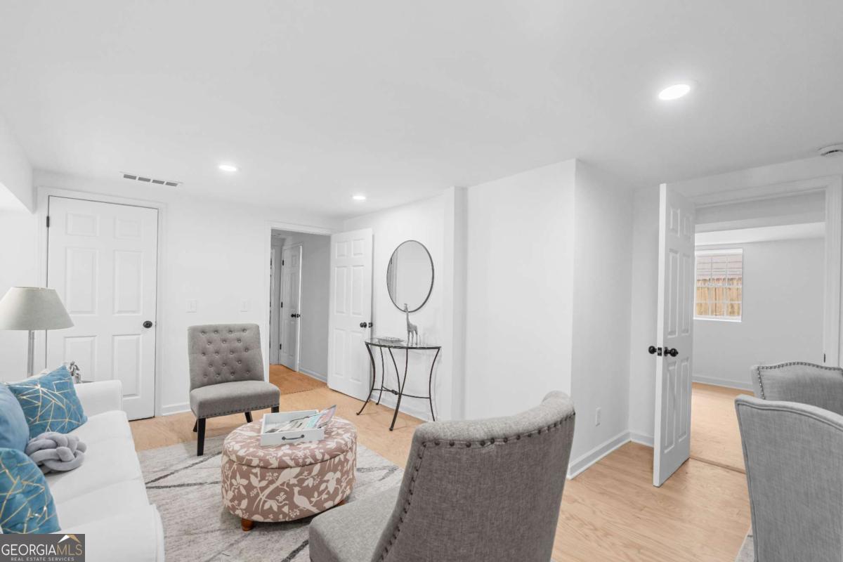 51 Willow Wood Circle Atlanta GA 30317