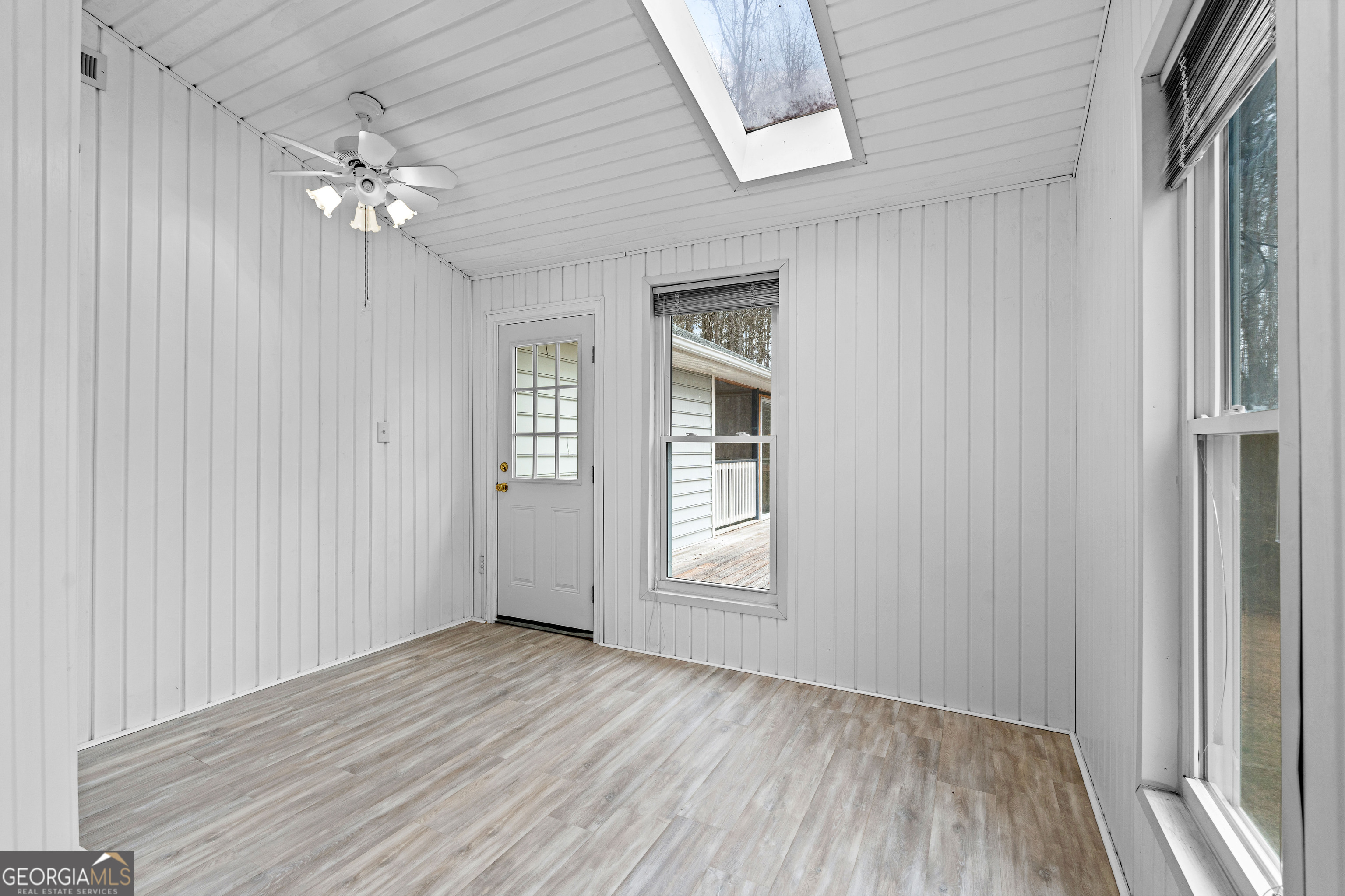 423 Woods Road Brooks GA 30205