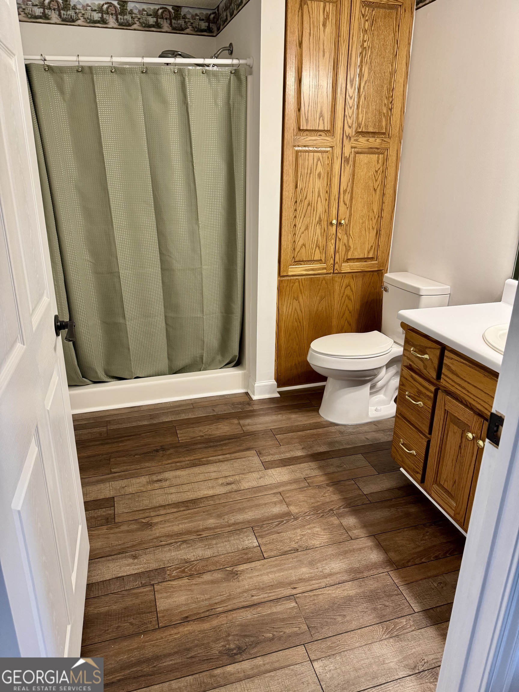 423 Woods Road Brooks GA 30205