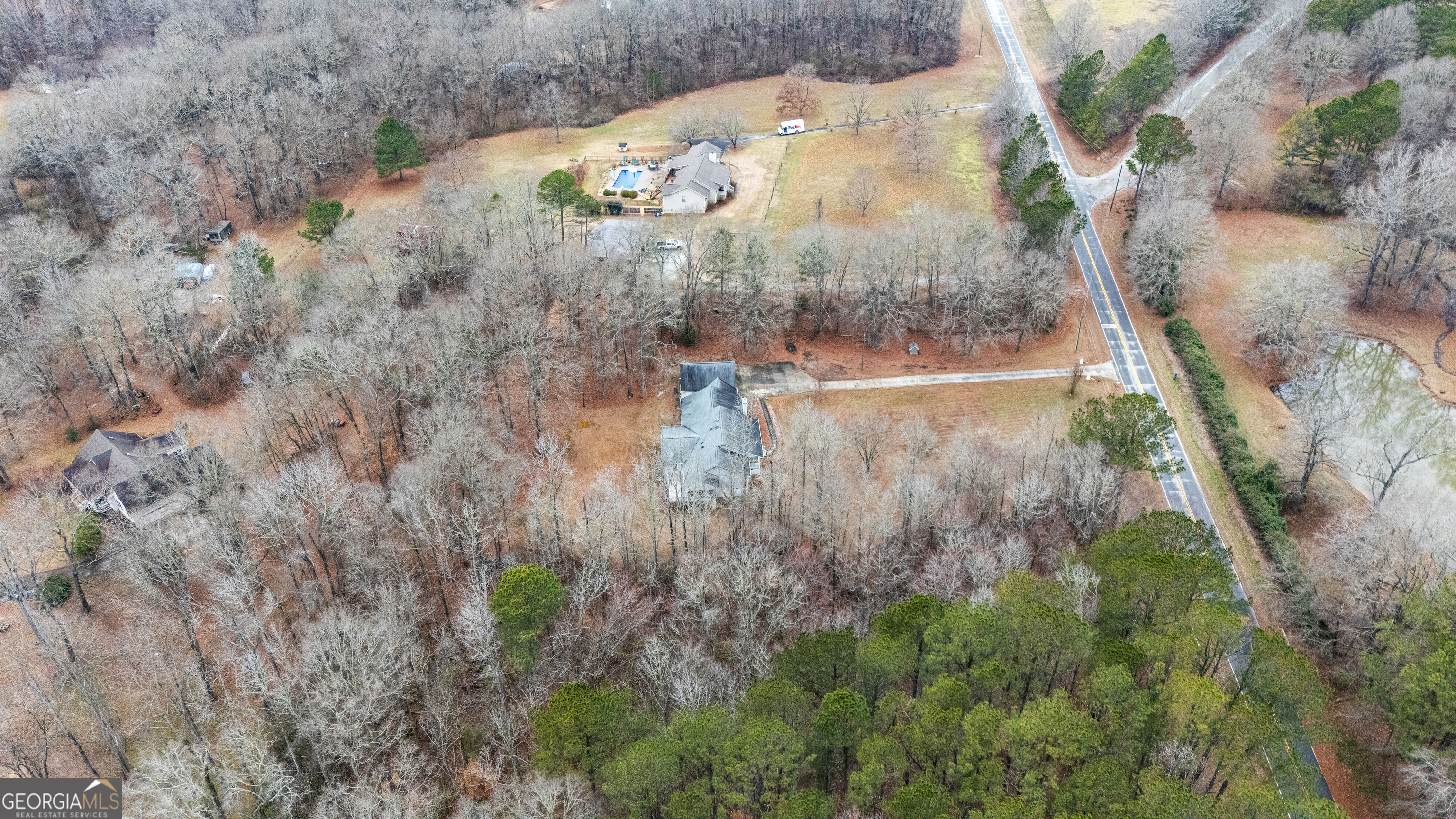 423 Woods Road Brooks GA 30205