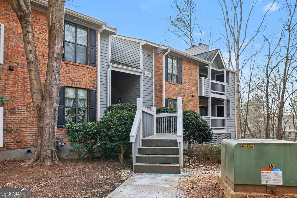225 Warm Springs Circle Roswell GA 30075