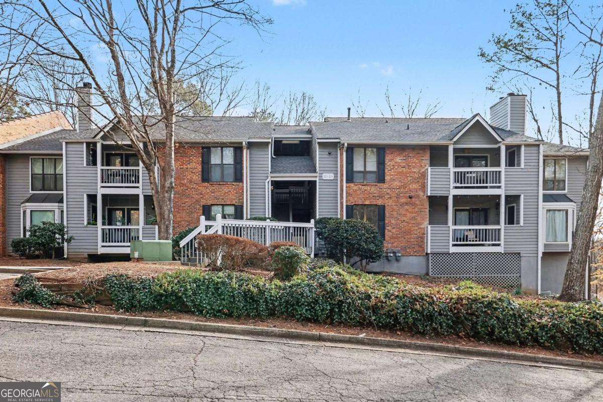 225 Warm Springs Circle Roswell GA 30075