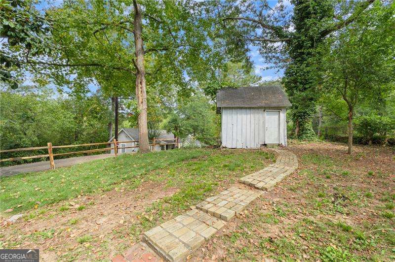 6 Hillside Avenue SE Lindale GA 30147