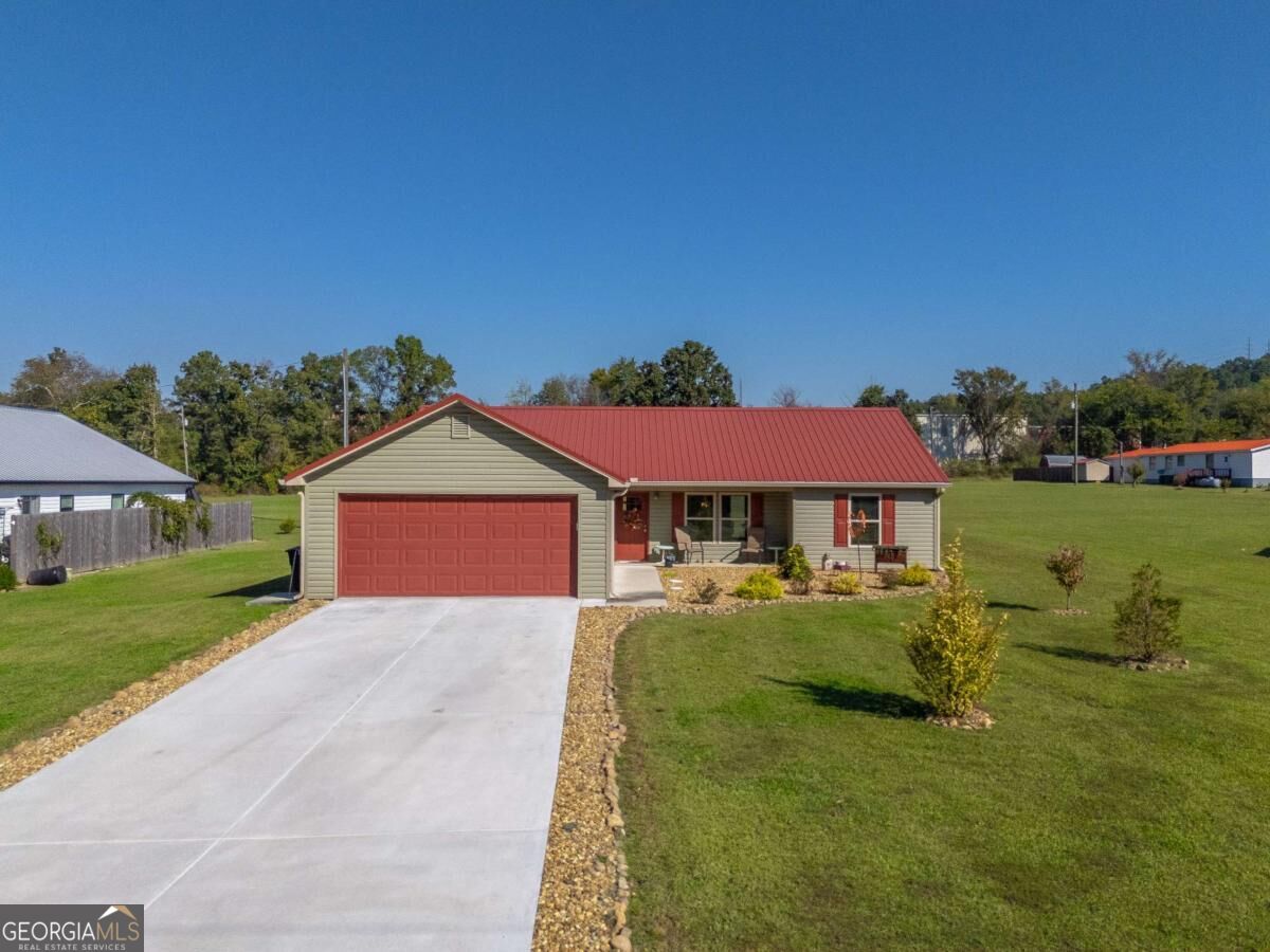 124 Kelly Drive NE White GA 30184