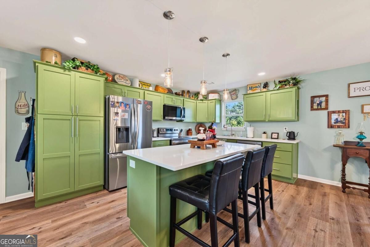 124 Kelly Drive NE White GA 30184