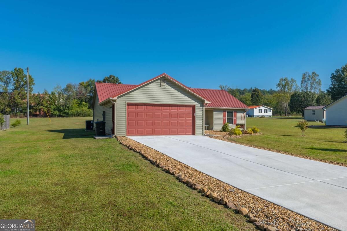 124 Kelly Drive NE White GA 30184