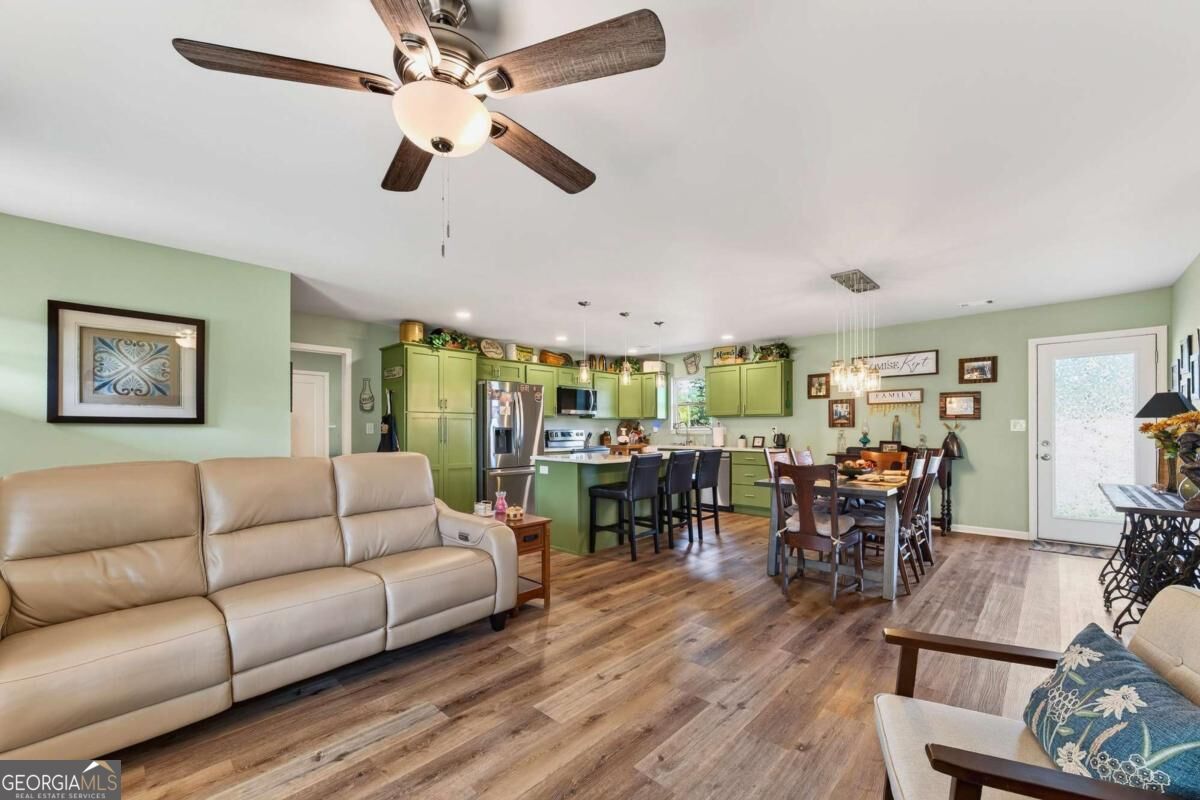 124 Kelly Drive NE White GA 30184